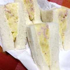 รูปของ 私の超ズボラなポテトサンド～(〃ω〃)