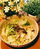 キャベツたっぷり！霜降りひらたけの蒸し煮