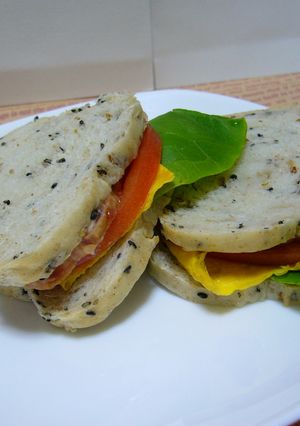 ごまの小さな食ぱん-レシピのメイン写真