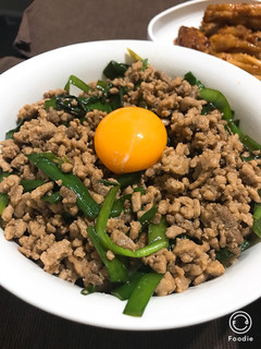 ひき肉とニラの丼-レシピのメイン写真