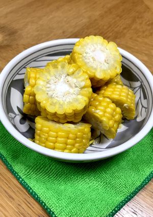 簡単で甘〜い生トウモロコシの茹で方☆-レシピのメイン写真