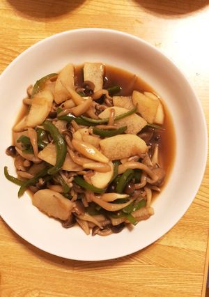 ヘルシーな長芋しめじピーマンの照り焼き-レシピのメイン写真