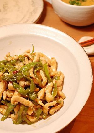 ピーマンの大量消費♬鶏胸のオイスター炒め-レシピのメイン写真