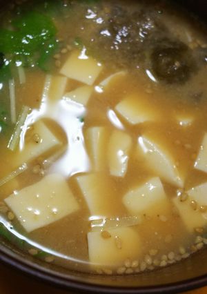 おっさんのトロロ昆布入り味噌汁-レシピのメイン写真