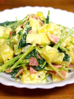 簡単美味!三つ葉のポテトサラダわさび風味-レシピのメイン写真