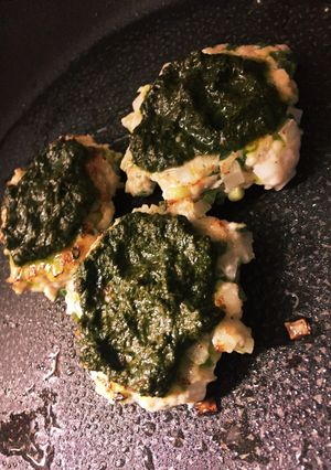 鳥ひき肉のバジルソースバーグ-レシピのメイン写真
