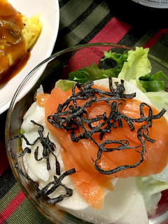 スモークサーモンと長芋と塩昆布のサラダ-レシピのメイン写真