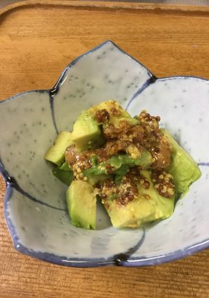アボカドのマスタードピーナツバター和え✨-レシピのメイン写真