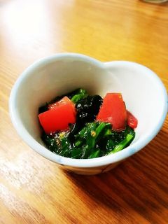 モロヘイヤとトマト柚子胡椒ぽん酢和え-レシピのメイン写真