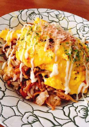 やきそばリメイク☆簡単オムそば-レシピのメイン写真