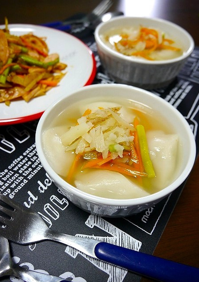 簡単！水餃子と野菜の中華スープ-レシピのメイン写真