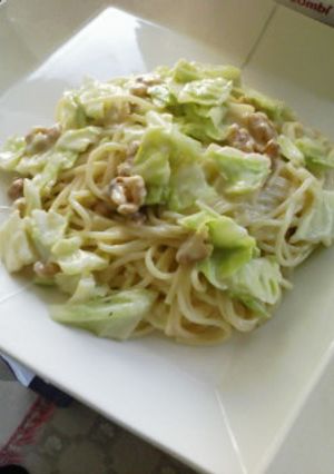 キャベツとクルミのチーズクリームパスタ-レシピのメイン写真
