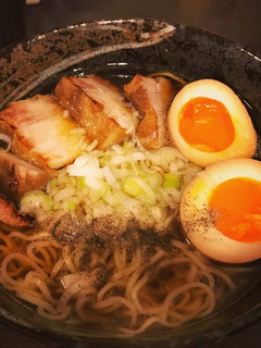 豚バラチャーシューと煮汁で作る煮玉子-レシピのメイン写真