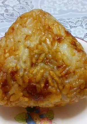 超簡単！！鰹節で焼おにぎり♪-レシピのメイン写真
