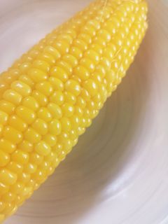 レンジでチン‼️美味しいトウモロコシ-レシピのメイン写真