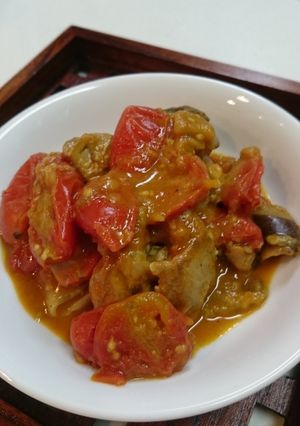鶏肉とトマトとなすのカレー風味煮-レシピのメイン写真