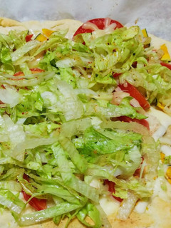 味付けはハーブソルトで簡単、サラダピザ-レシピのメイン写真