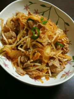 ご飯が進む!簡単!夏に!豚キムチ炒め-レシピのメイン写真