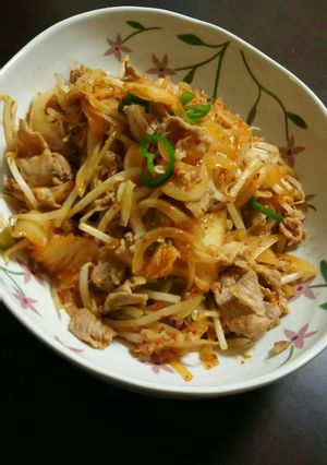 ご飯が進む！簡単！夏に！豚キムチ炒め-レシピのメイン写真