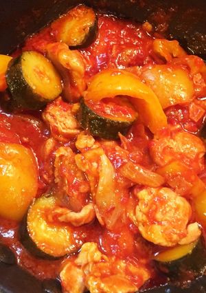 Xmas簡単チキンのホールトマト缶煮こみ-レシピのメイン写真