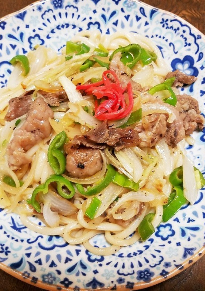 牛スジとミョウガの焼きうどん-レシピのメイン写真
