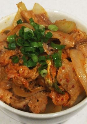 簡単!豚キムチ丼-レシピのメイン写真
