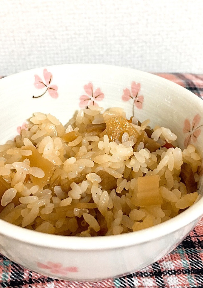 残り物ちらしすし飯で炊き込みご飯風味-レシピのメイン写真