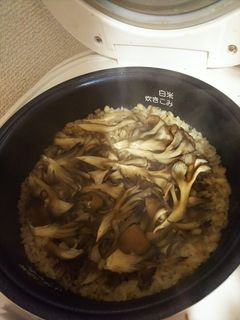 マイタケの炊き込みご飯-レシピのメイン写真