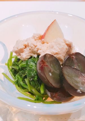 ☆ほうれん草ぶどうリンゴの白和え-レシピのメイン写真
