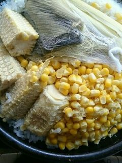 土鍋で炊くとうもろこしご飯-レシピのメイン写真