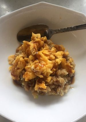 簡単ランチ★ソースと炒り卵の炒めご飯-レシピのメイン写真