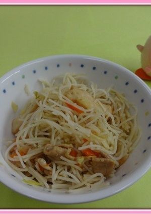 たべまる給食【炒めビーフン】-レシピのメイン写真