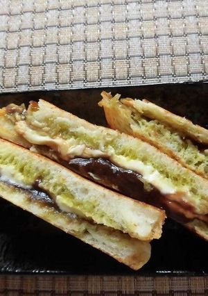 抹茶あずきクリチーのホットサンド-レシピのメイン写真