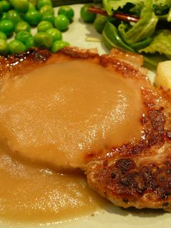 アップルソースでポークソテー春野菜添え-レシピのメイン写真