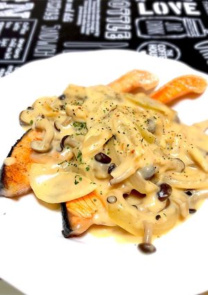 牛乳で♫鮭のクリームソース-レシピのメイン写真