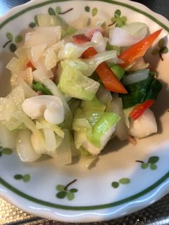 簡単☆鶏ガラだけで野菜炒め♪-レシピのメイン写真