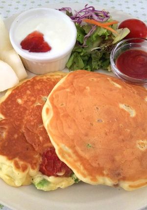 ゴロゴロ具が入ったお食事パンケーキ-レシピのメイン写真