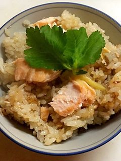 秋鮭と舞茸ごはん-レシピのメイン写真