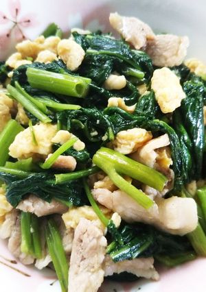 親子で食べる☆空芯菜と豚バラの卵炒め-レシピのメイン写真