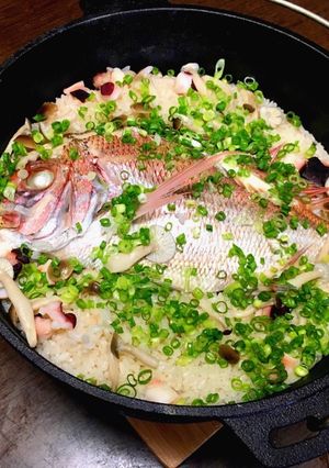 ダッチオーブンで鯛飯♪-レシピのメイン写真