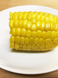 甘いコーンを電子レンジで-レシピのメイン写真