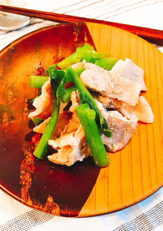 つるむらさきと豚肉の生姜炒め-レシピのメイン写真