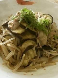 もやしとナスと豚肉の蒸し焼き-レシピのメイン写真