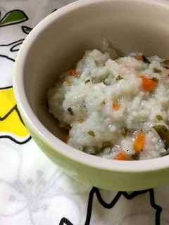 【離乳食】オニギリ用ワカメで炊き込みご飯-レシピのメイン写真