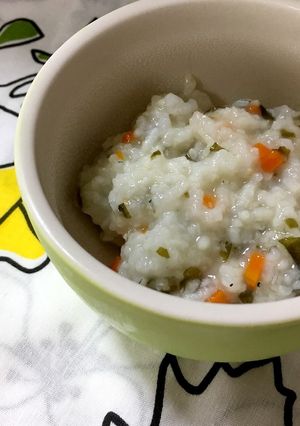 【離乳食】オニギリ用ワカメで炊き込みご飯-レシピのメイン写真