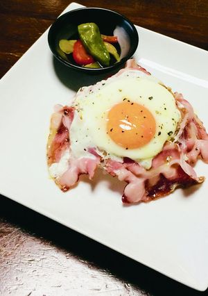 ワンプレート☆ベーコンエッグライス-レシピのメイン写真