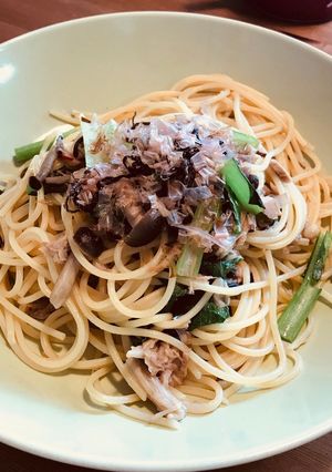 かつお節香る！小松菜とツナの塩昆布パスタ-レシピのメイン写真