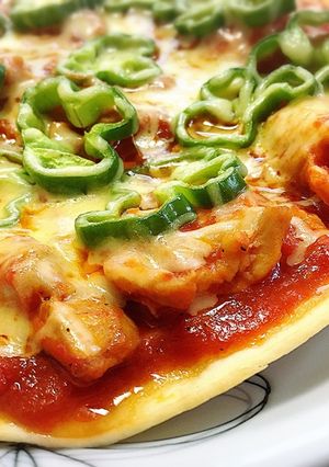 トマト煮で簡単☆リメイクピザ-レシピのメイン写真