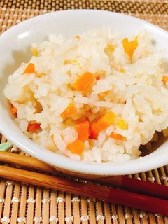 白だし昆布つゆで人参の炊き込みご飯☆-レシピのメイン写真