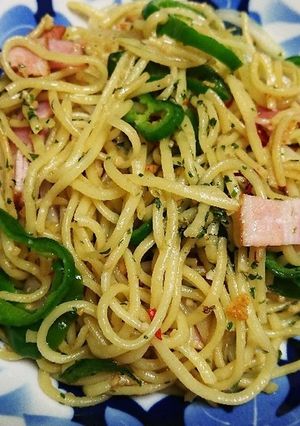 焼きそばの麺でペペロンチーノ♬-レシピのメイン写真